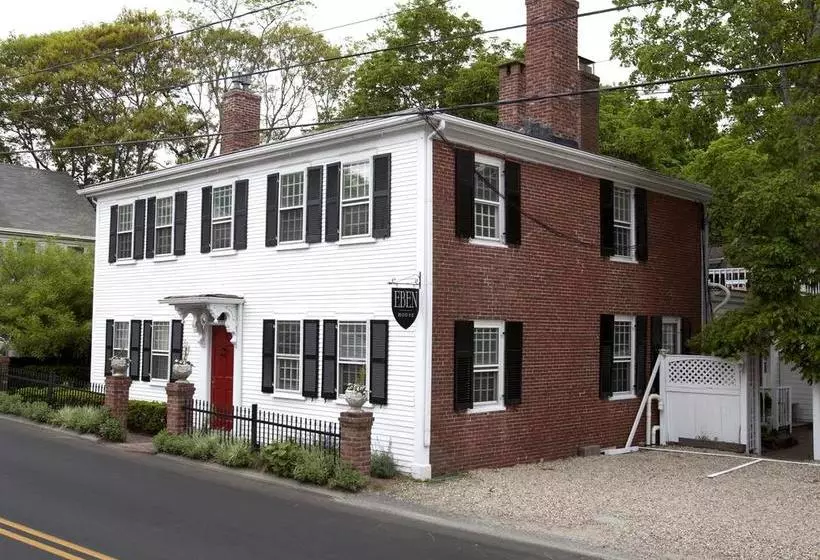 Hotelli Eben House
