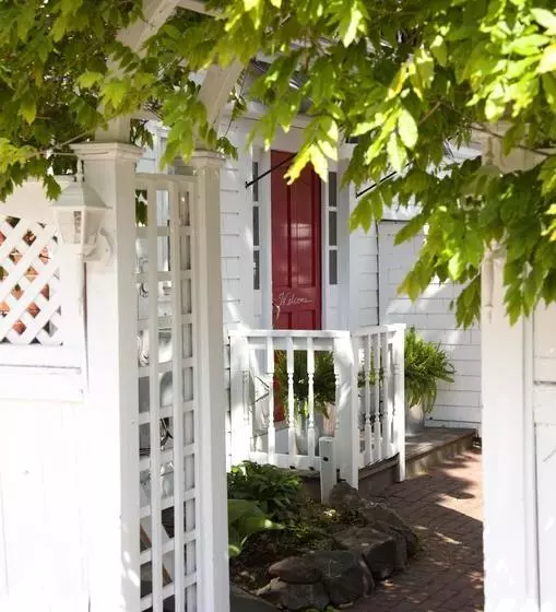 Hotelli Eben House