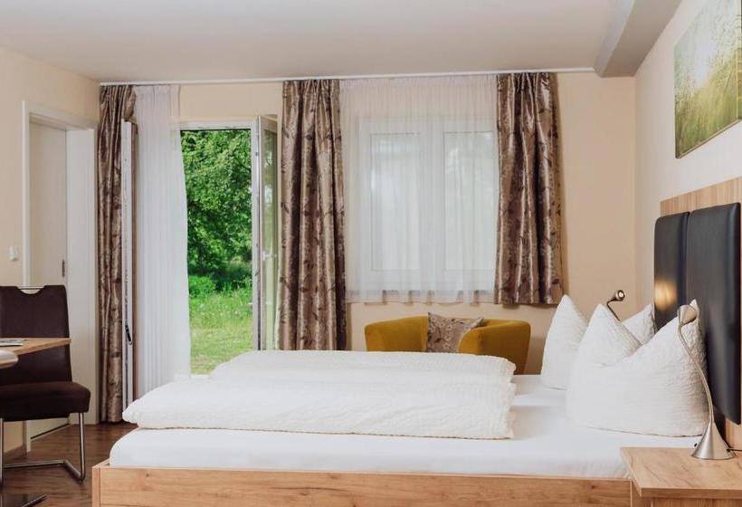 בית מלון כפרי Gästehaus Hötzl