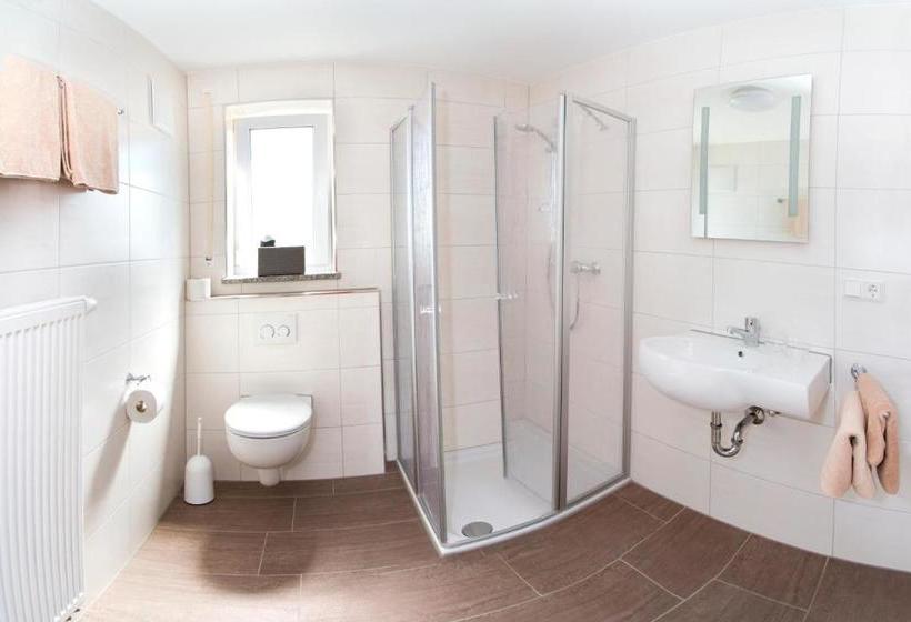 בית מלון כפרי Gästehaus Hötzl