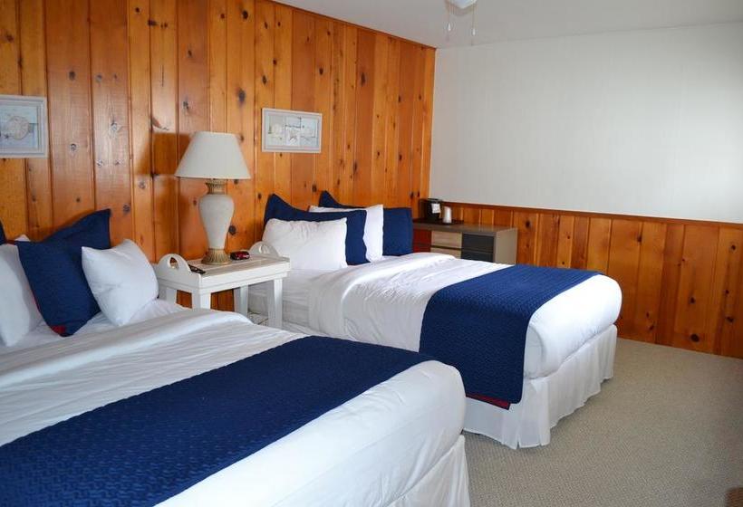 Отель Buzz S Lakeside Inn