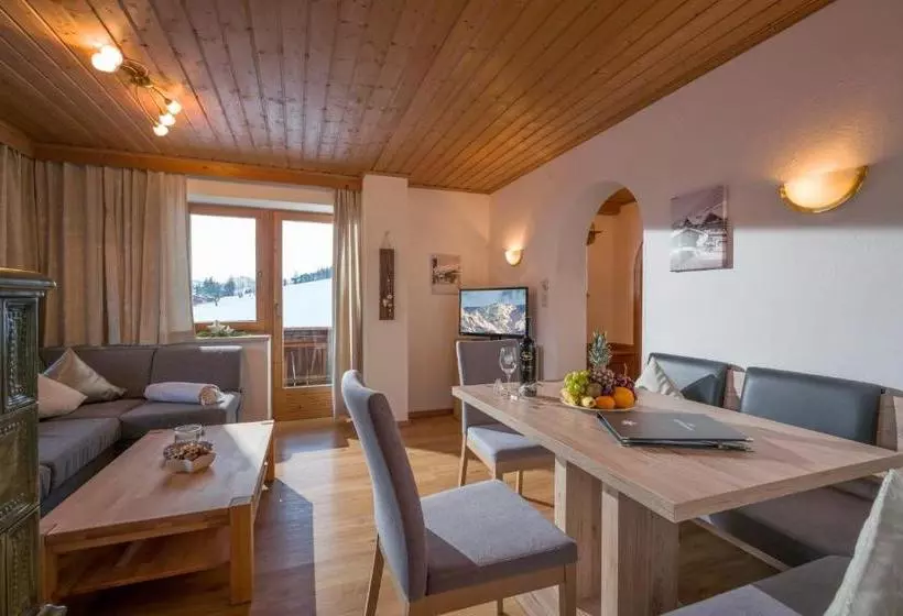 ホテル Landhaus Alpbach
