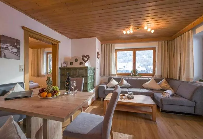 ホテル Landhaus Alpbach