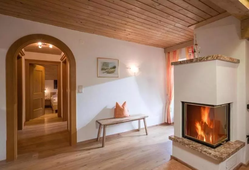 ホテル Landhaus Alpbach