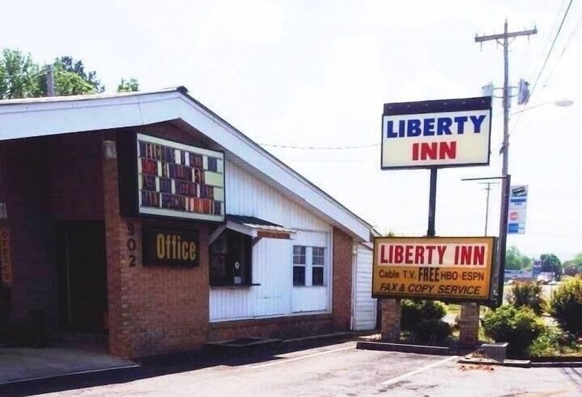 בית מלון כפרי Liberty Inn