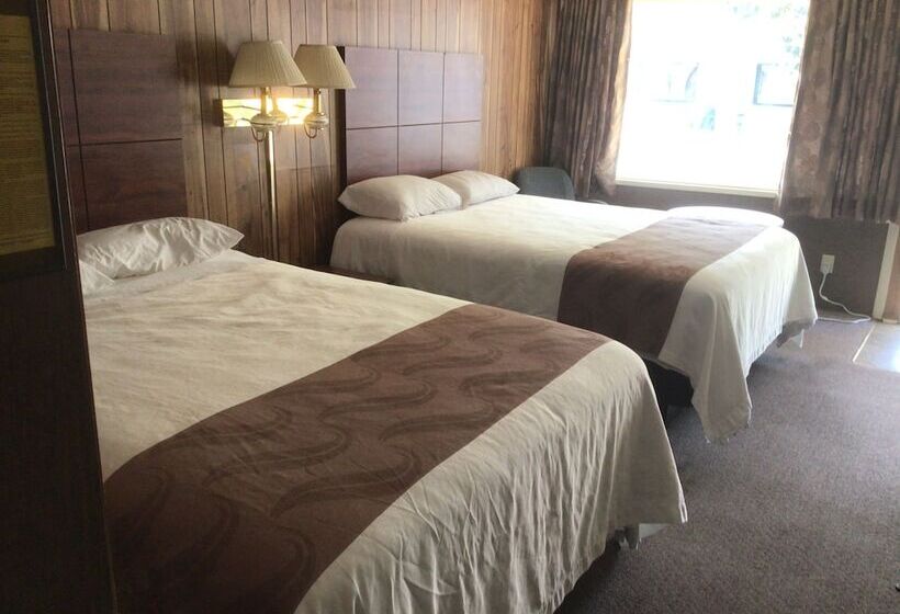 בית מלון כפרי Liberty Inn