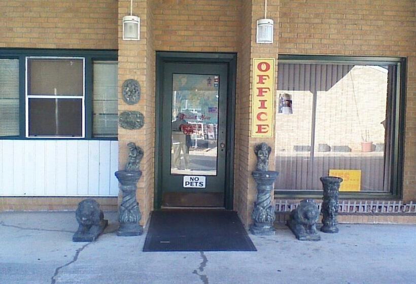 בית מלון כפרי Liberty Inn