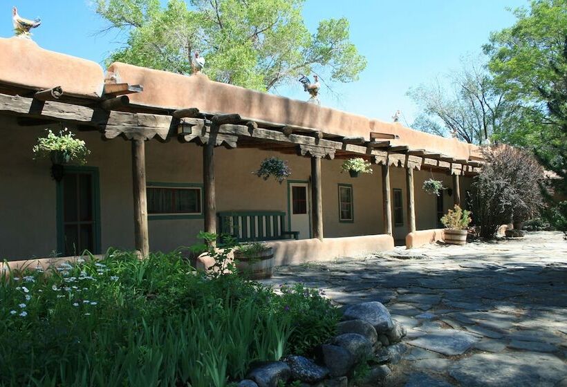 فندق Mabel Dodge Luhan House