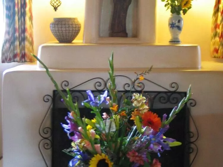 ホテル Mabel Dodge Luhan House