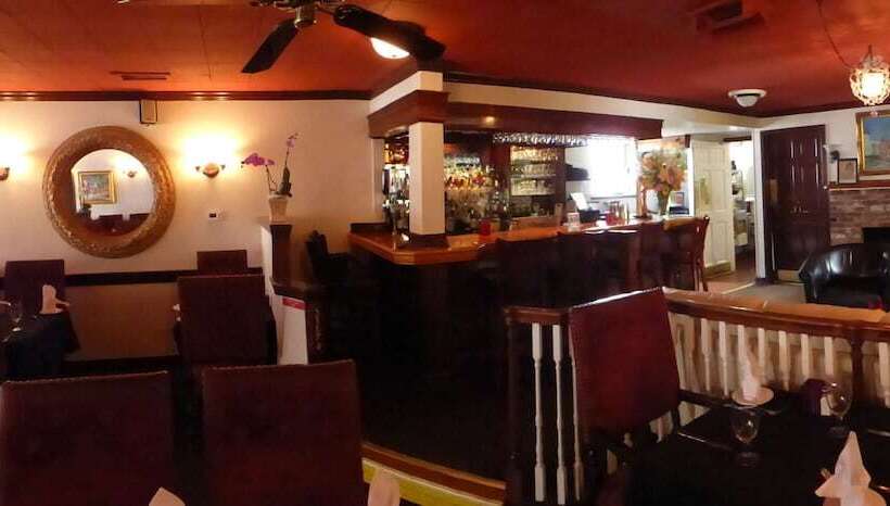 ホテル Old City House Inn And Restaurant