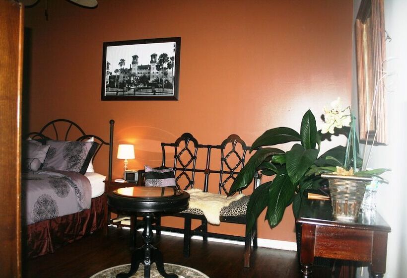 ホテル Old City House Inn And Restaurant