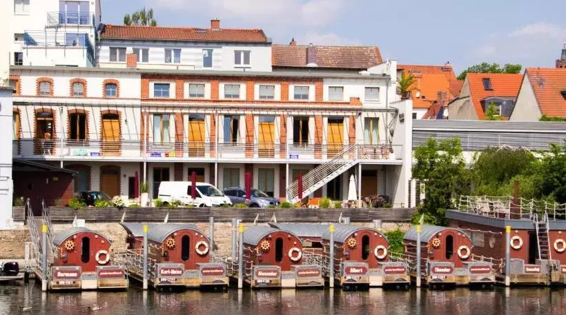هتل Pension Havelfloss