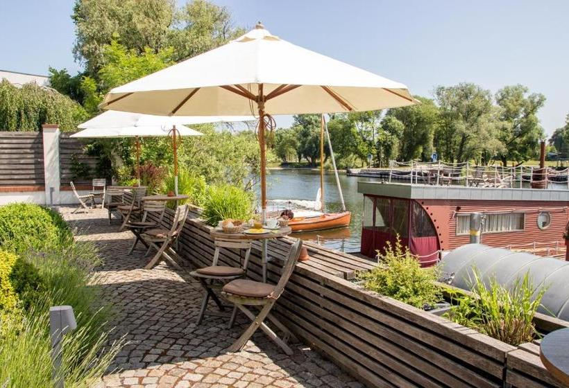 هتل Pension Havelfloss