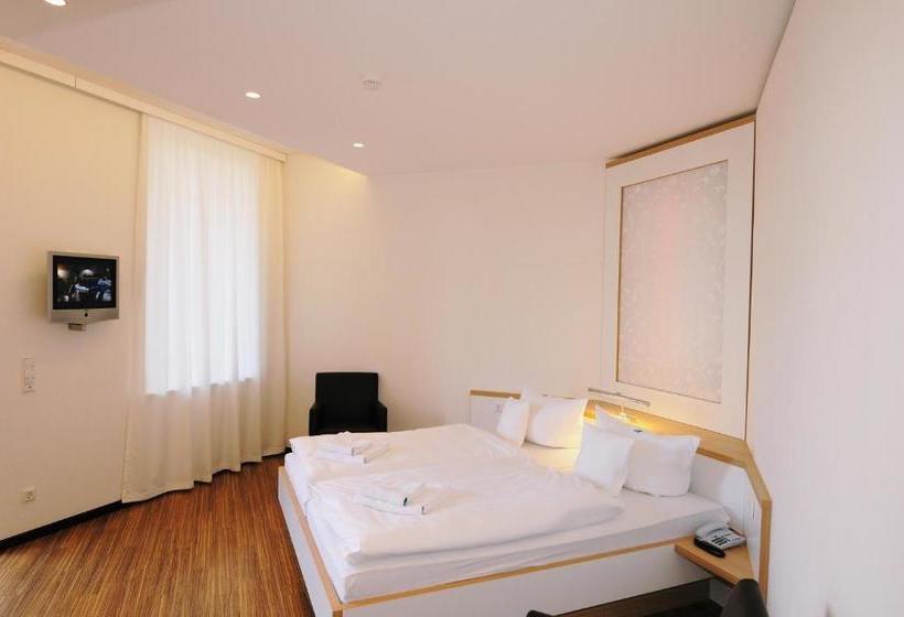 هتل Pension Havelfloss