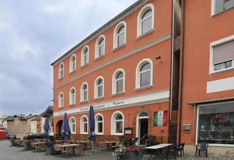 ホテル Pension Leonardo