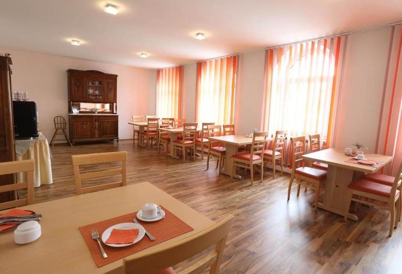 Hotel Pension Leonardo