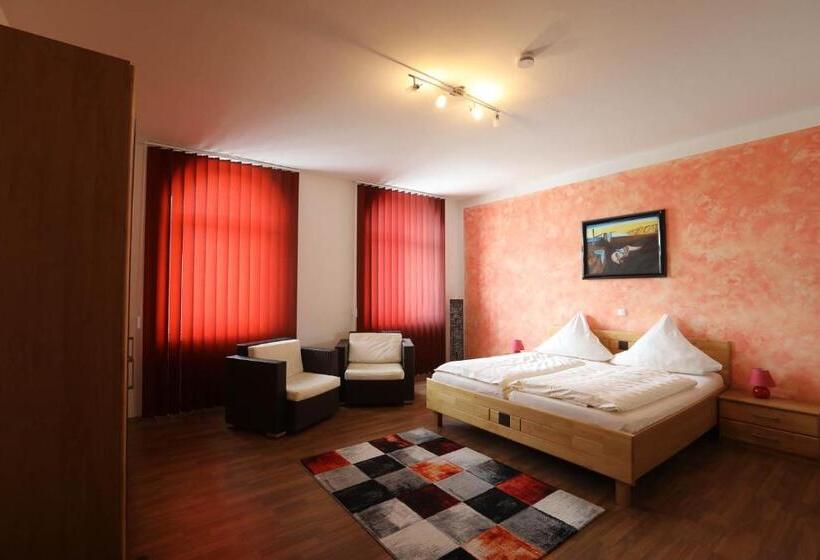 Hotel Pension Leonardo