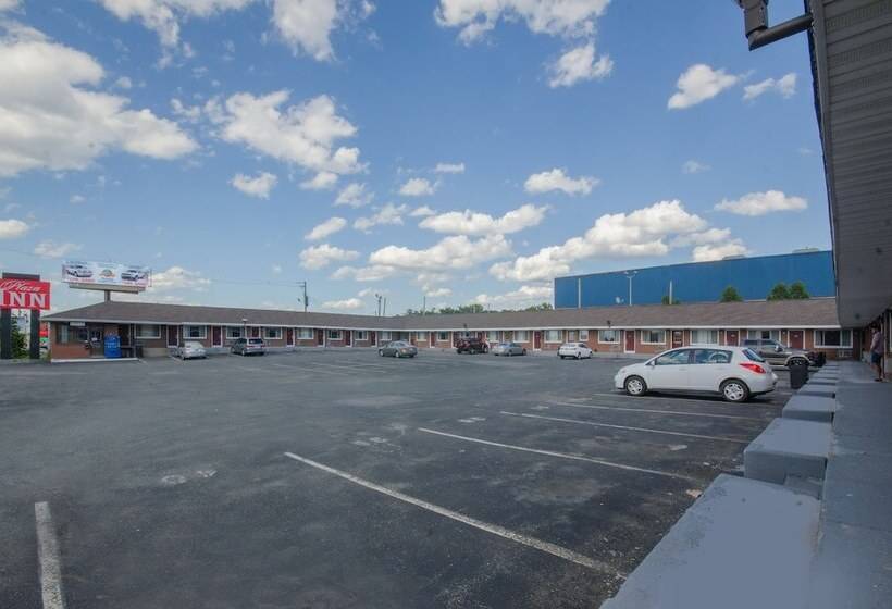 Отель Plaza Inn