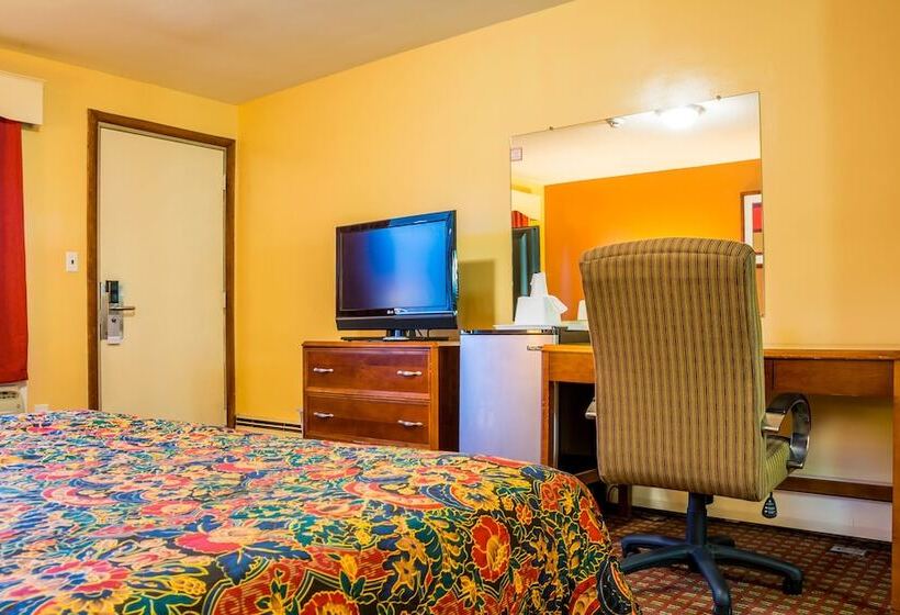 Отель Plaza Inn