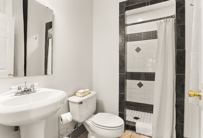 Hotel Site 61 Hostel