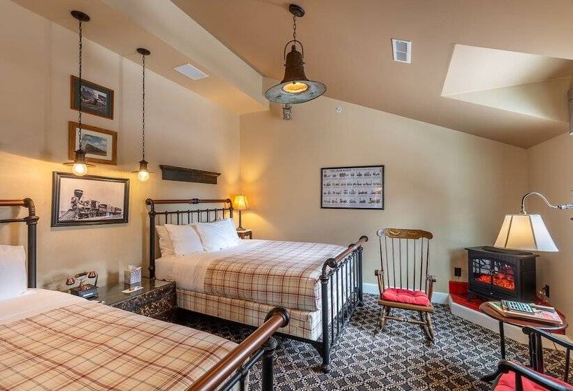 فندق Steele Mansion Inn & Gathering Hub