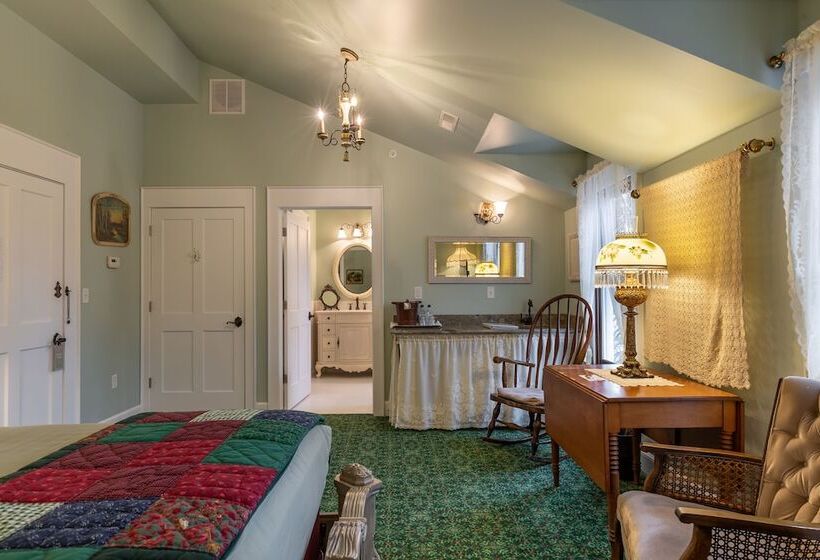 فندق Steele Mansion Inn & Gathering Hub