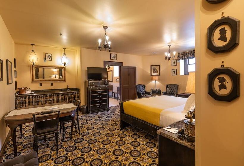 فندق Steele Mansion Inn & Gathering Hub