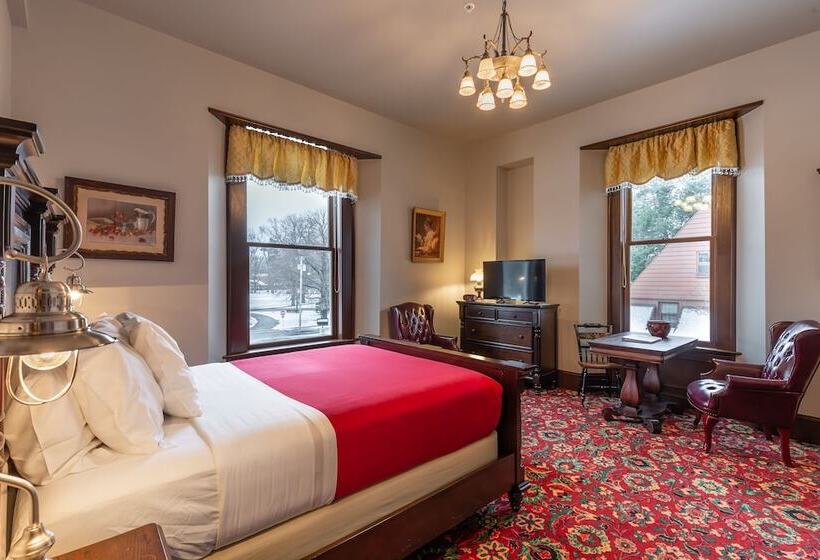 فندق Steele Mansion Inn & Gathering Hub