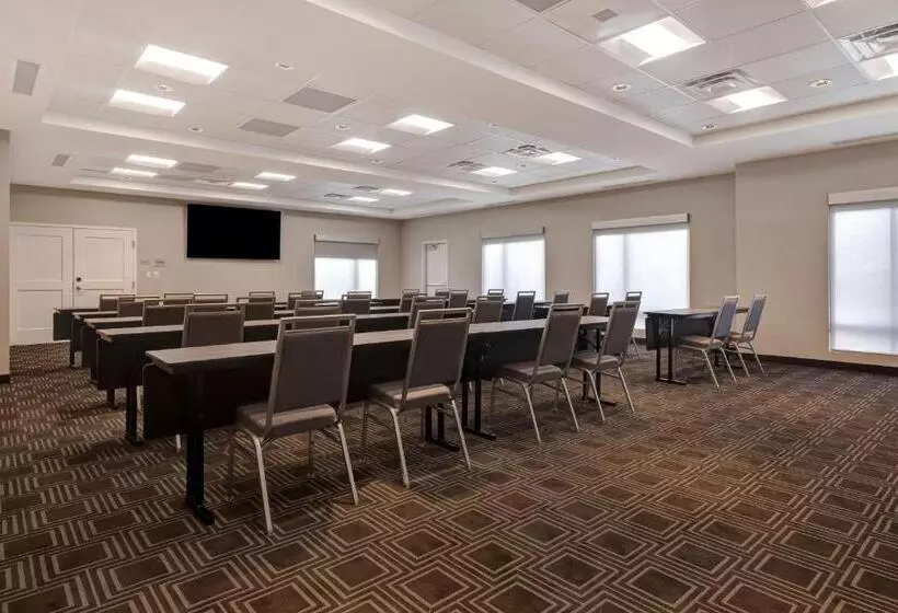 Hotelli Towneplace Suites By Marriott Monroe