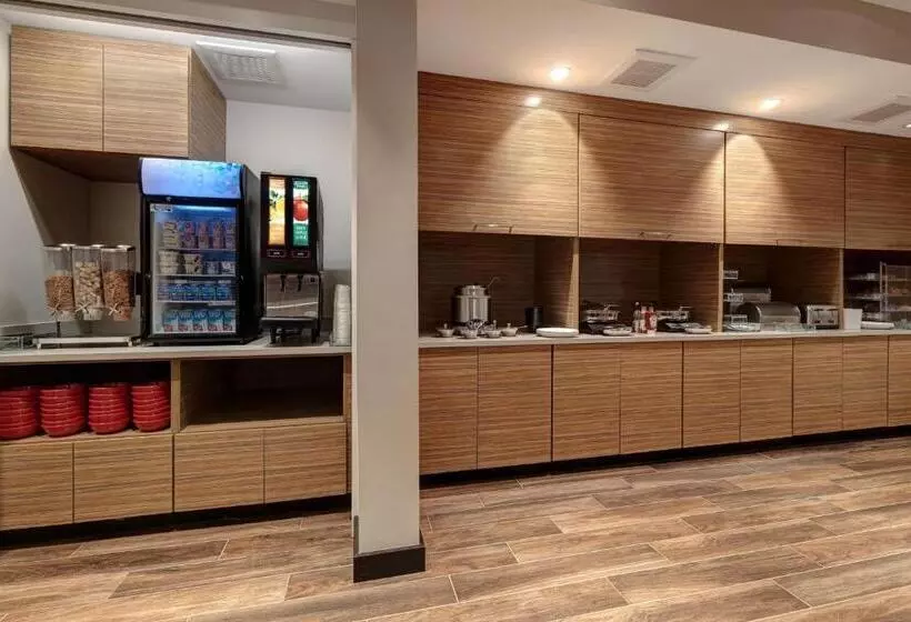 Hotelli Towneplace Suites By Marriott Monroe