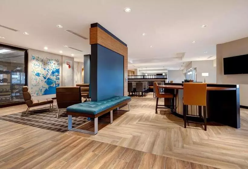 Hotelli Towneplace Suites By Marriott Monroe