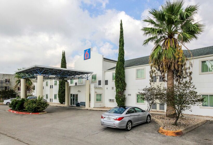 Motel 6 New Braunfels