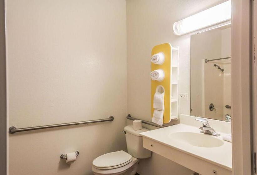 Motel 6 New Braunfels