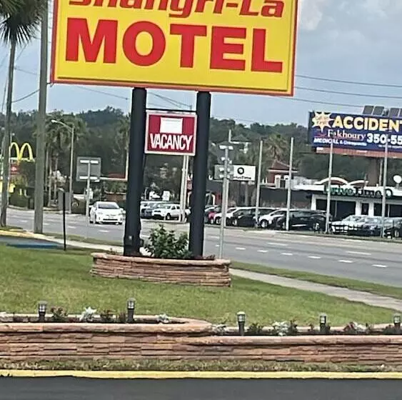 Shangri La Motel