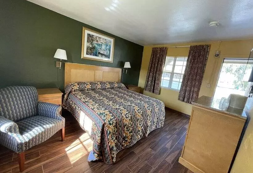 Shangri La Motel