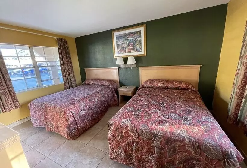 Shangri La Motel