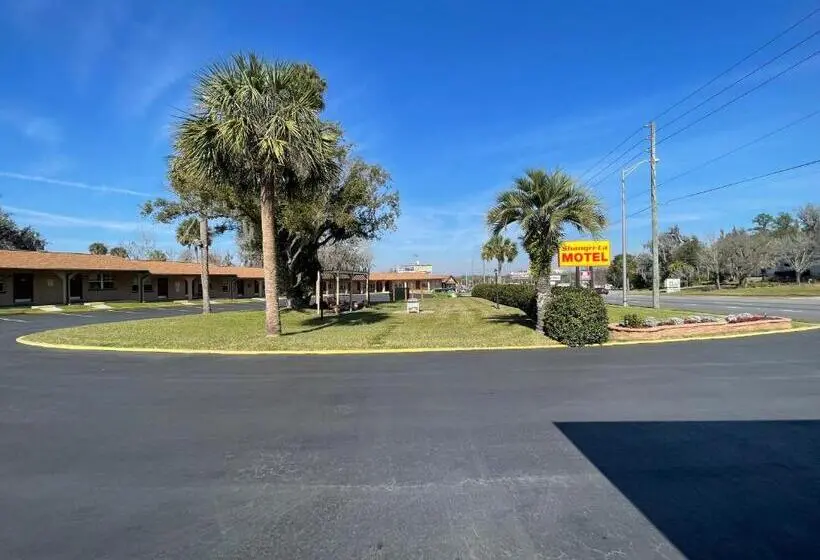 Shangri La Motel