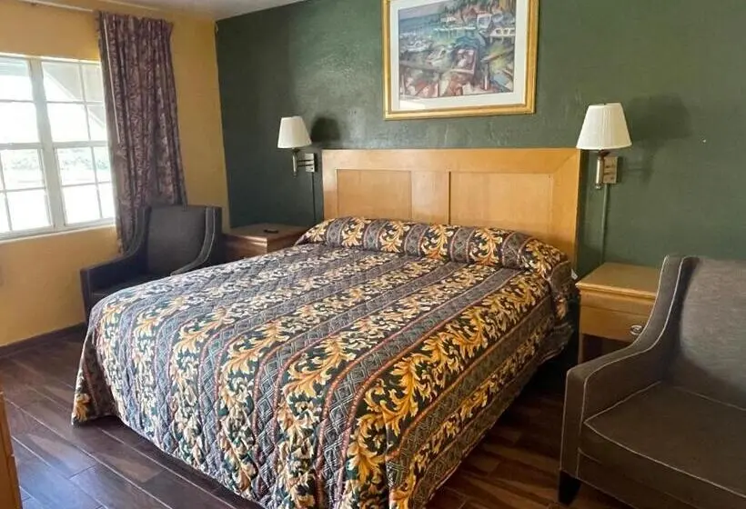 Shangri La Motel