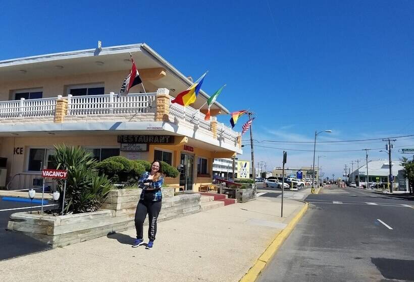 The Coral Sands Motel