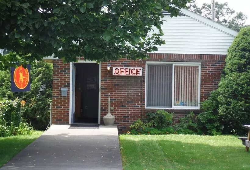 The Springs Motel