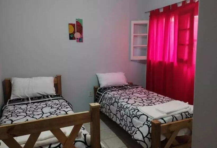 Retkeilymaja Hostal House Reymon,habitaciones Privadas Precio Por Persona