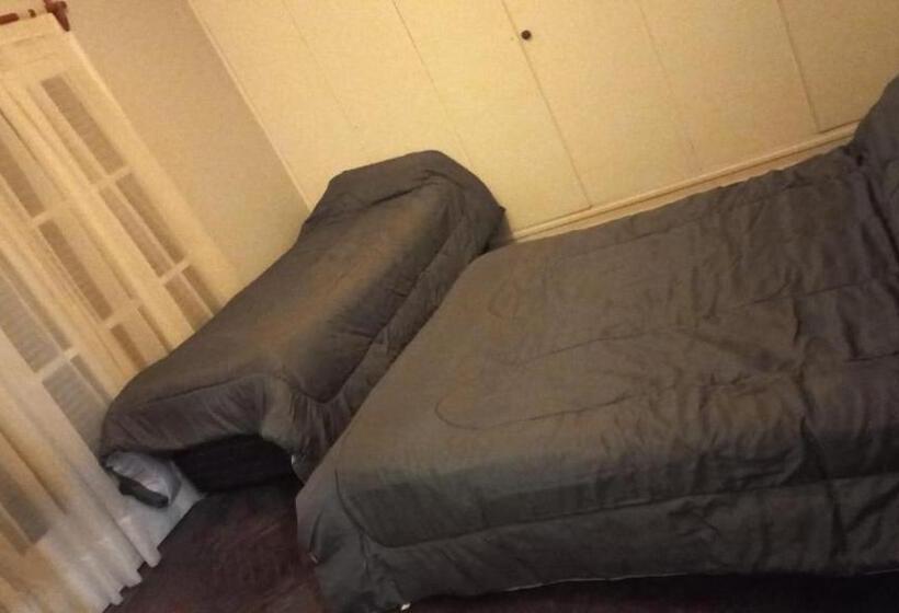 Общежитие Hostal House Reymon,habitaciones Privadas Precio Por Persona