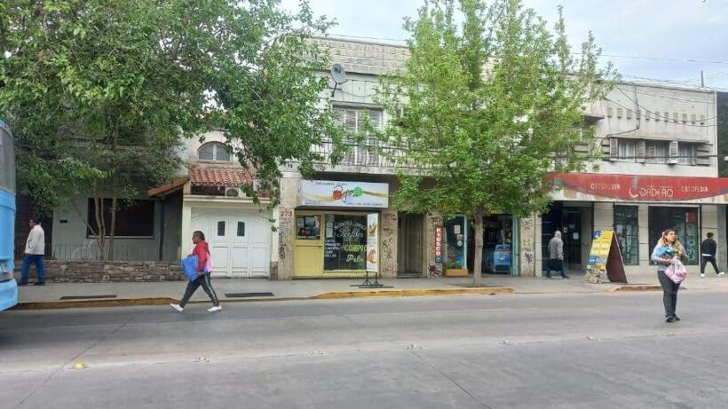 Общежитие Hostal House Reymon,habitaciones Privadas Precio Por Persona