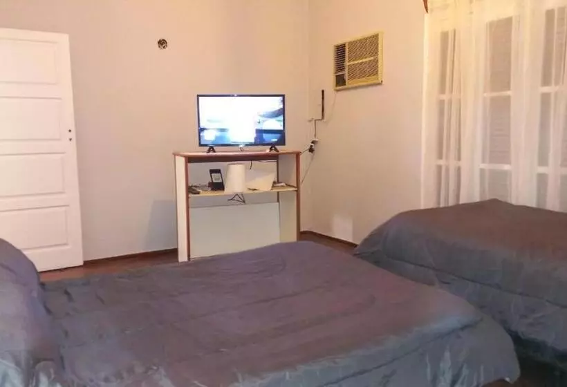 Retkeilymaja Hostal House Reymon,habitaciones Privadas Precio Por Persona