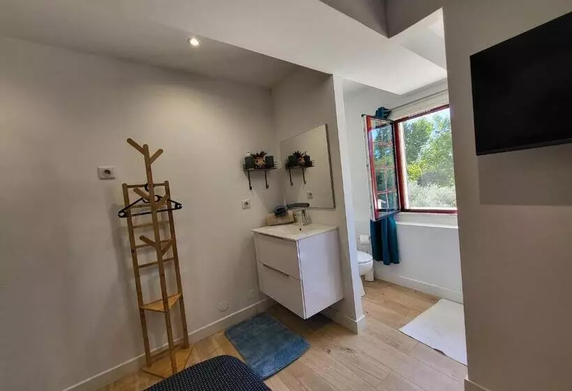 Retkeilymaja Wonderbar