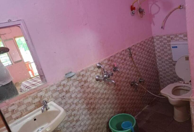 Bed and Breakfast Rajanigandha Homestay