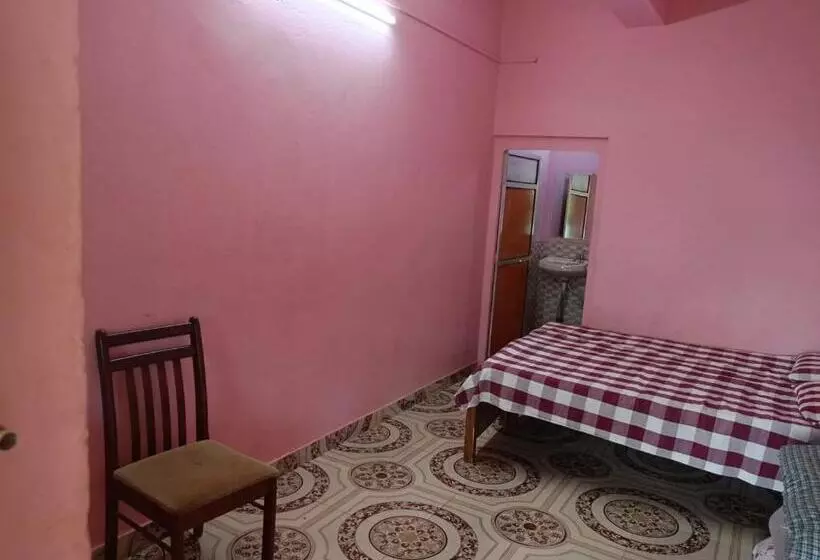 Aamiaismajoitus (B&B) Rajanigandha Homestay