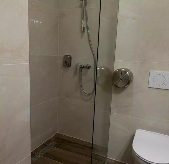 Aamiaismajoitus (B&B) Villa Potôň