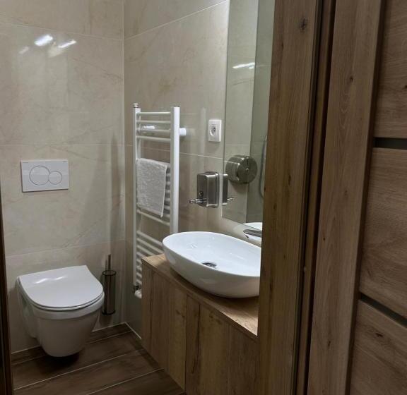 민박 Villa Potôň