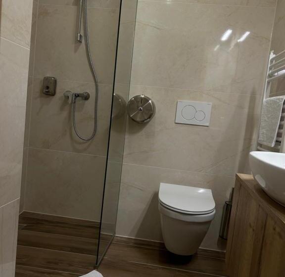 민박 Villa Potôň